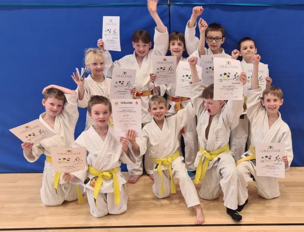 http://www.judo-schelklingen.de/images/gallery/144/WhatsApp%20Bild%202025-04-04%20um%2018.37.00_9d448e54.jpg